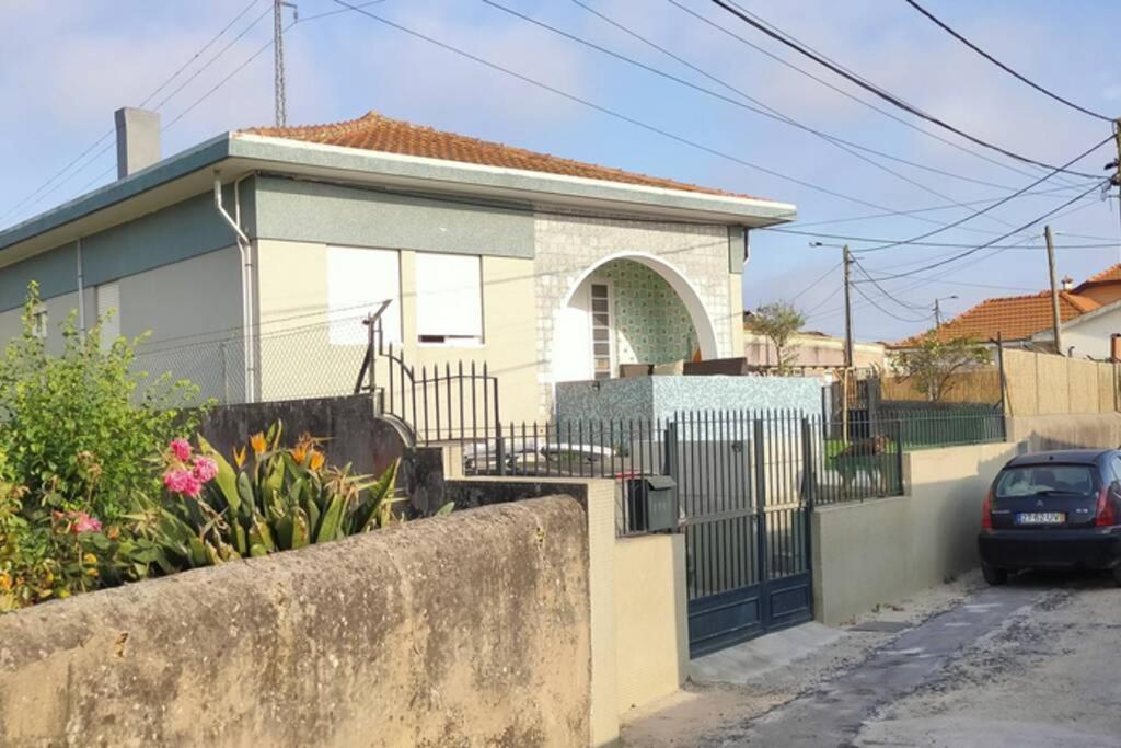 Вилла House With Pool And Garden In Esmoriz Near Porto Экстерьер фото